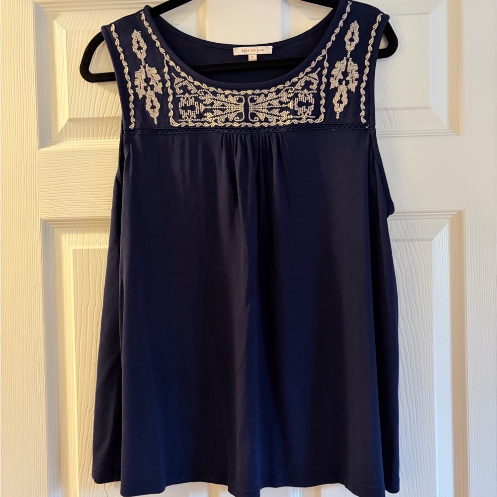 Traleven Embroidered Yoke Knit Top